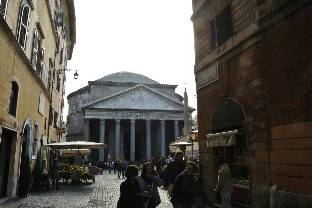 Pantheon Domus Valentino Lejlighed Rom Eksteriør billede