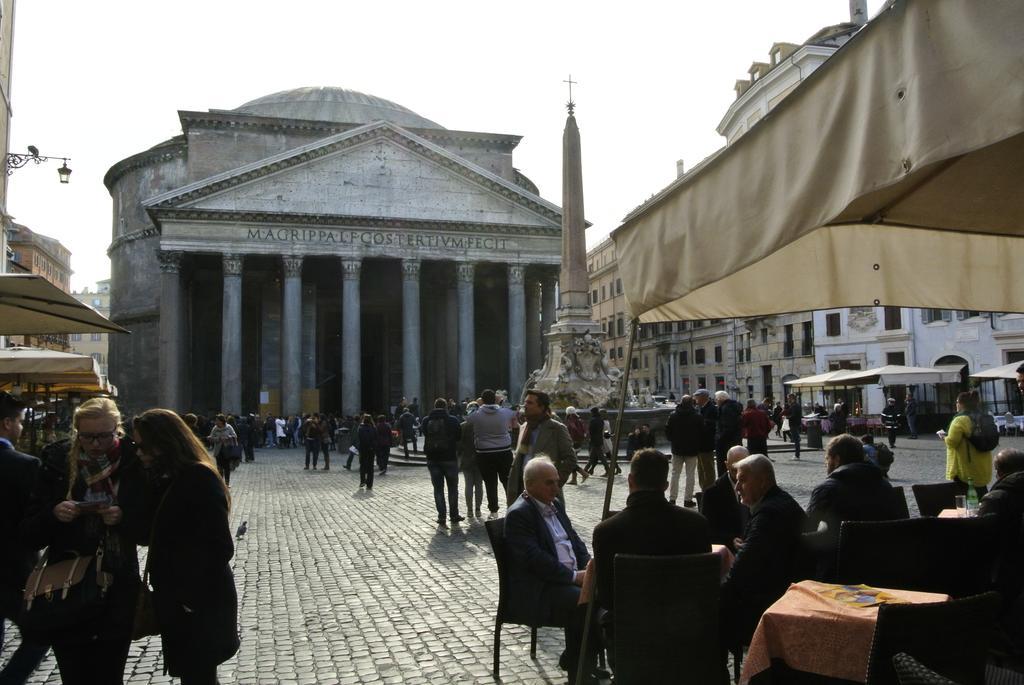 Pantheon Domus Valentino Lejlighed Rom Eksteriør billede